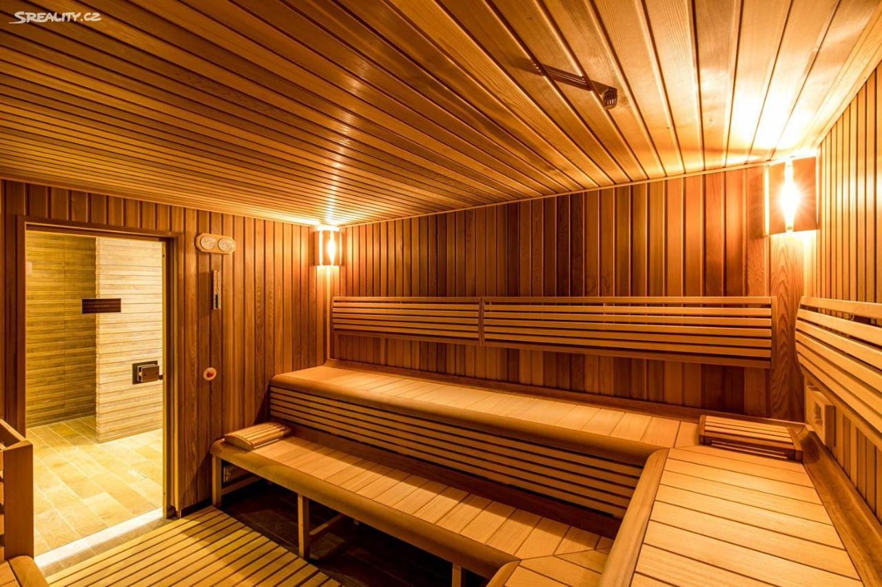 Spa Apartment Moser KLV Exterior foto