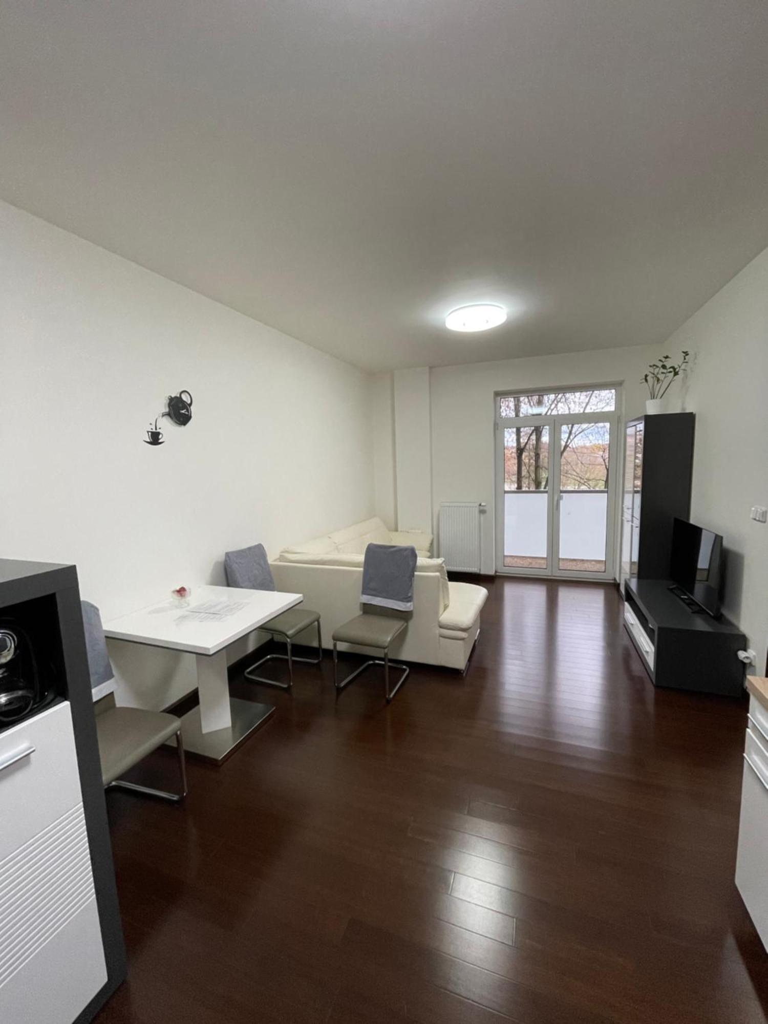 Spa Apartment Moser KLV Exterior foto